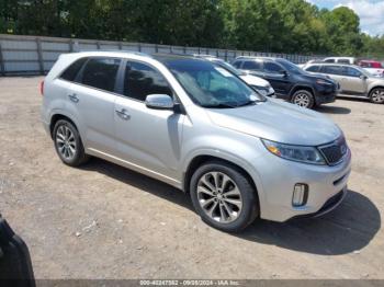  Salvage Kia Sorento