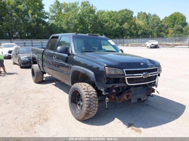  Salvage Chevrolet Silverado 2500