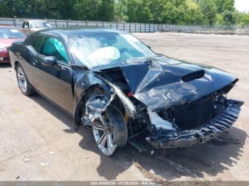  Salvage Dodge Challenger