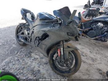  Salvage Kawasaki Zx1002