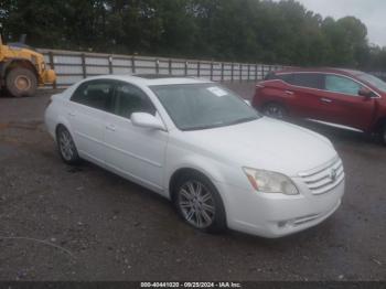  Salvage Toyota Avalon