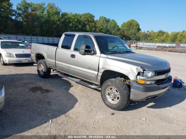  Salvage Chevrolet Silverado 2500