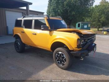  Salvage Ford Bronco