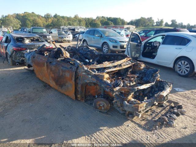  Salvage Lincoln MKZ