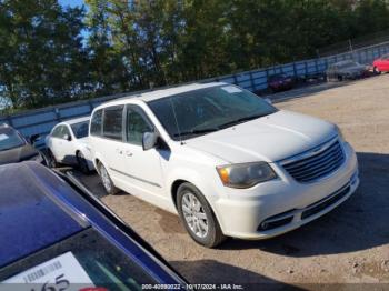  Salvage Chrysler Town & Country