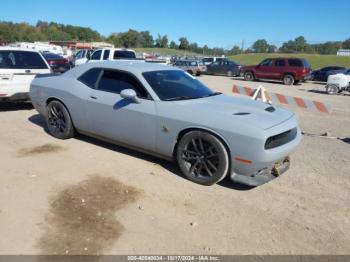  Salvage Dodge Challenger