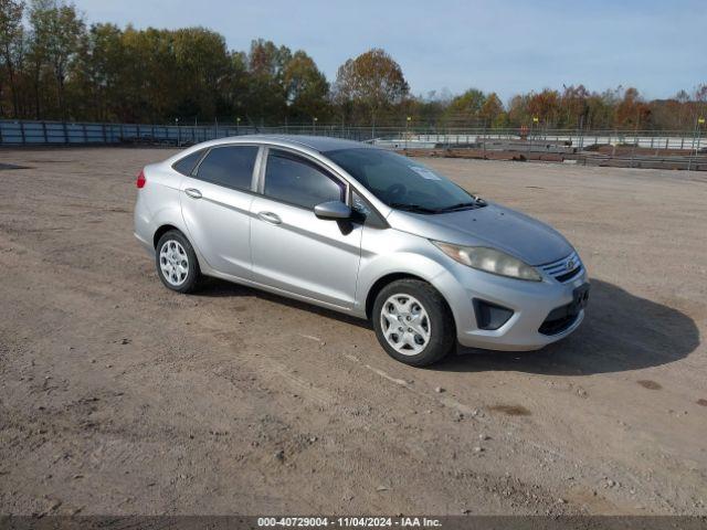  Salvage Ford Fiesta