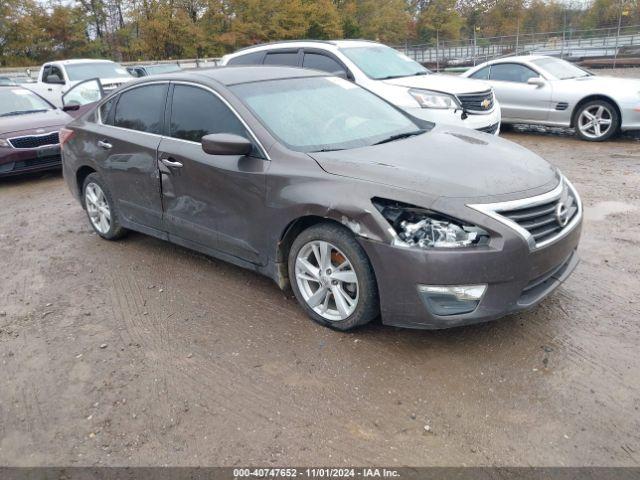  Salvage Nissan Altima