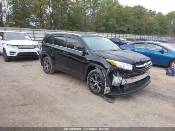  Salvage Toyota Highlander