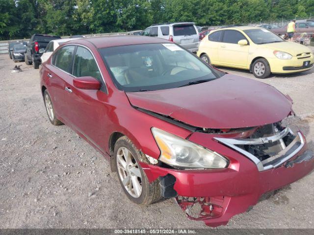  Salvage Nissan Altima