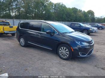  Salvage Chrysler Pacifica