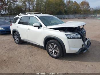  Salvage Nissan Pathfinder