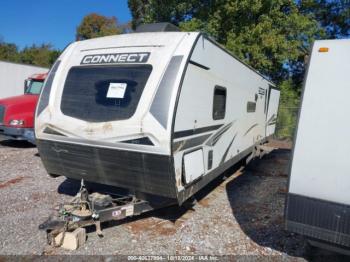  Salvage Kz Connect Travel Trailer