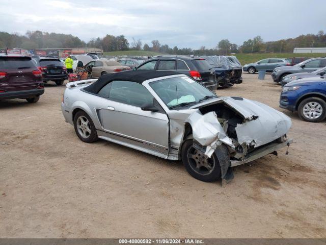  Salvage Ford Mustang