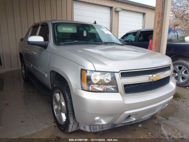  Salvage Chevrolet Avalanche 1500