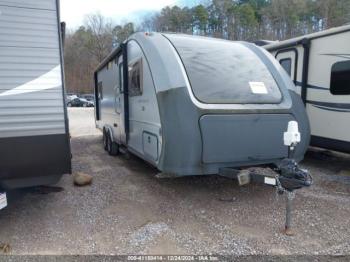  Salvage * Earthbound Travel Trailer