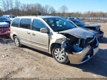  Salvage Chrysler Town & Country