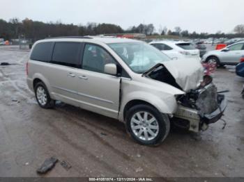  Salvage Chrysler Town & Country