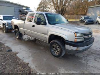  Salvage Chevrolet Silverado 2500