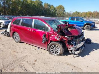  Salvage Toyota Sienna