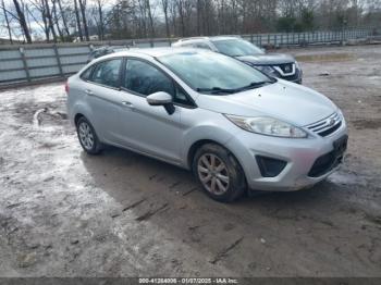  Salvage Ford Fiesta