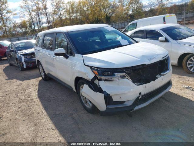  Salvage Kia Carnival