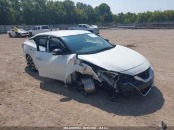  Salvage Nissan Maxima