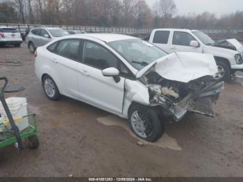  Salvage Ford Fiesta