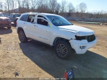  Salvage Jeep Grand Cherokee