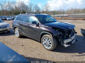  Salvage Toyota Highlander