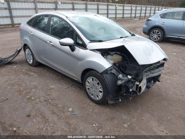  Salvage Ford Fiesta