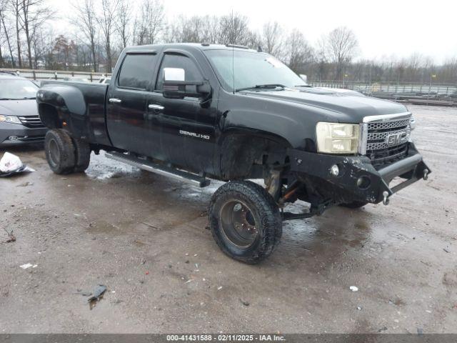  Salvage General Motors Sierra 3500HD