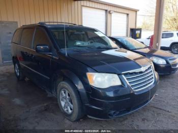  Salvage Chrysler Town & Country