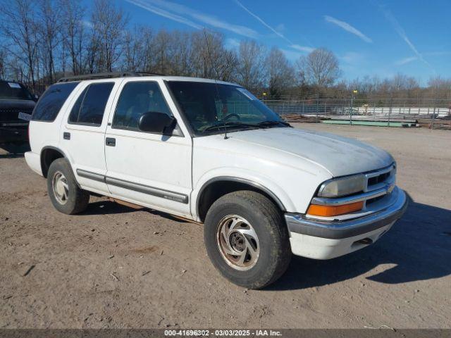  Salvage Chevrolet Blazer