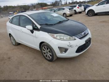  Salvage Ford Fiesta