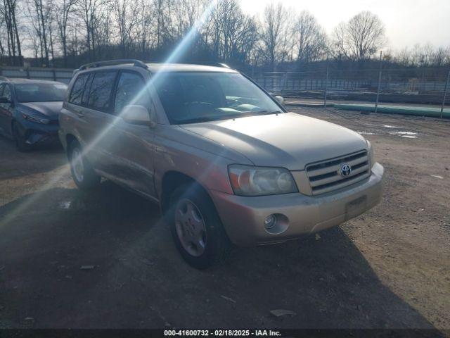  Salvage Toyota Highlander