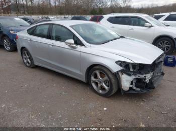  Salvage Ford Fusion