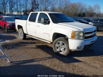  Salvage Chevrolet Silverado 1500