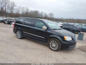  Salvage Chrysler Town & Country