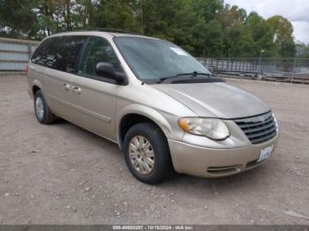  Salvage Chrysler Town & Country