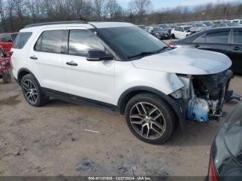  Salvage Ford Explorer