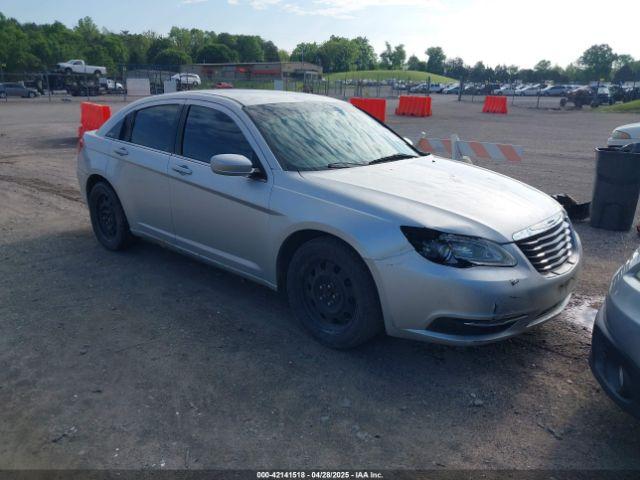  Salvage Chrysler 200