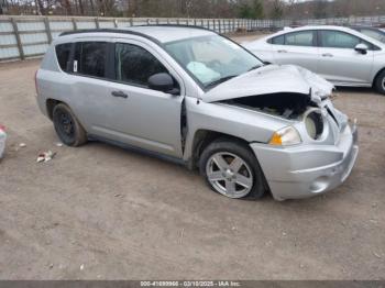  Salvage Jeep Compass
