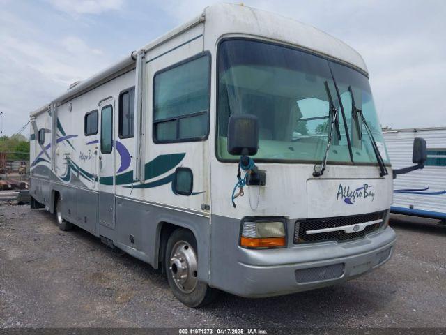  Salvage Workhorse Custom Cha Motorhome Chassis