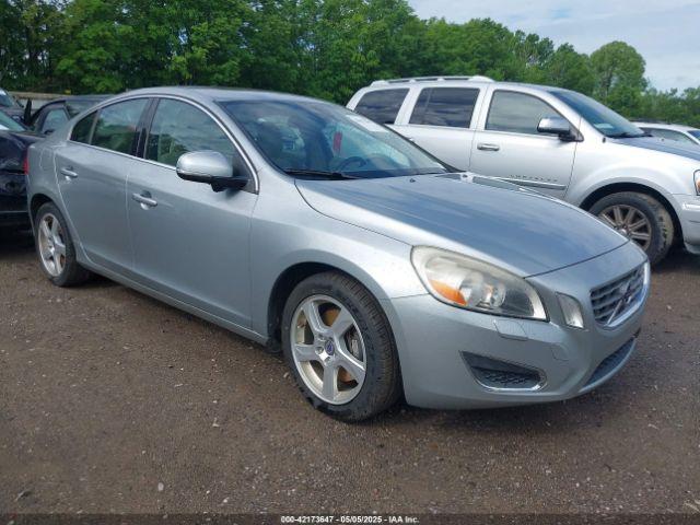  Salvage Volvo S60