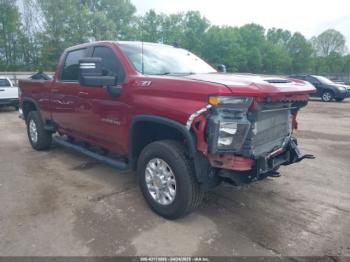  Salvage Chevrolet Silverado 2500