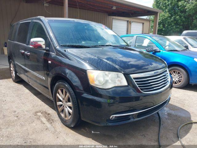  Salvage Chrysler Town & Country