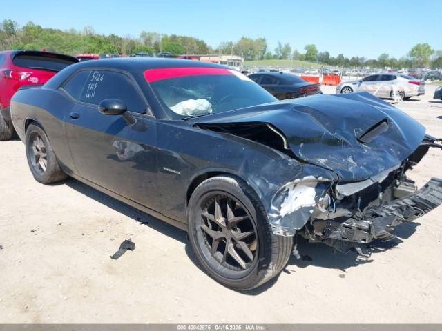  Salvage Dodge Challenger