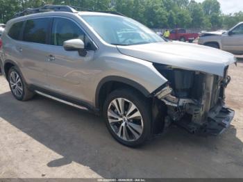  Salvage Subaru Ascent