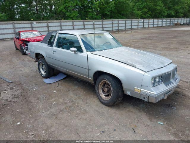  Salvage Oldsmobile Cutlass Supreme